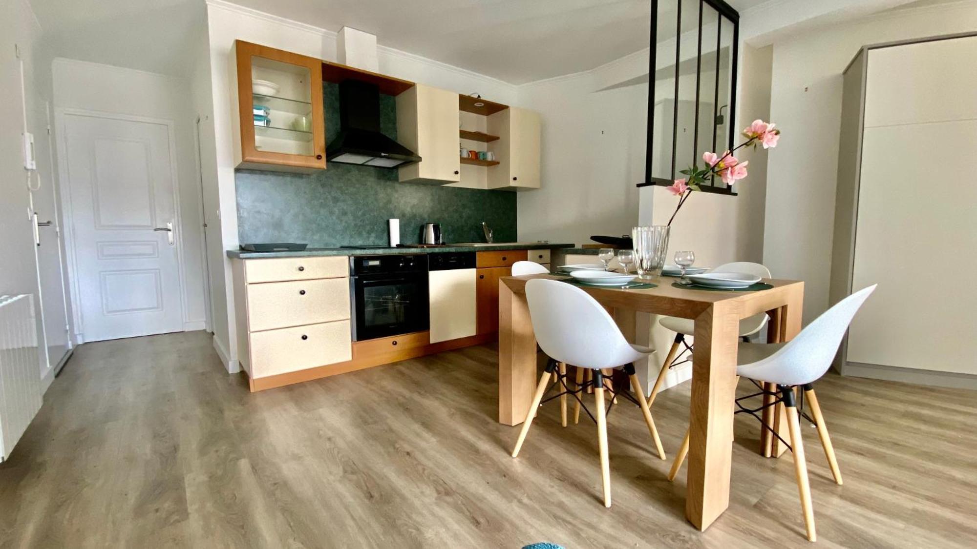 Appartement Avec Vue Mer Et Parking Bénodet Exterior photo